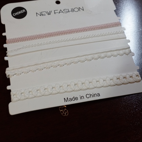 Chokers - Picture 1 of 2